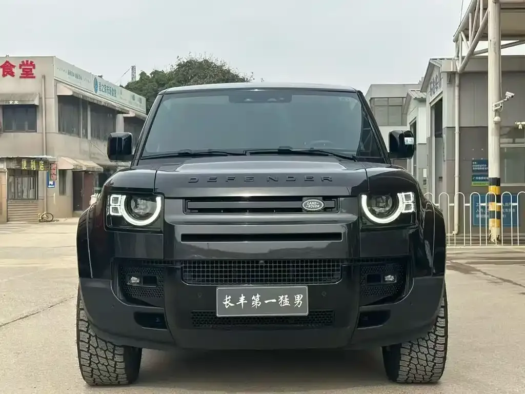 Land Rover Defender 2023 из CN, фото 3