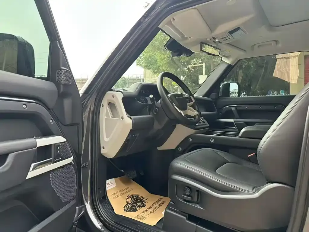 Land Rover Defender 2023 из CN, фото 9