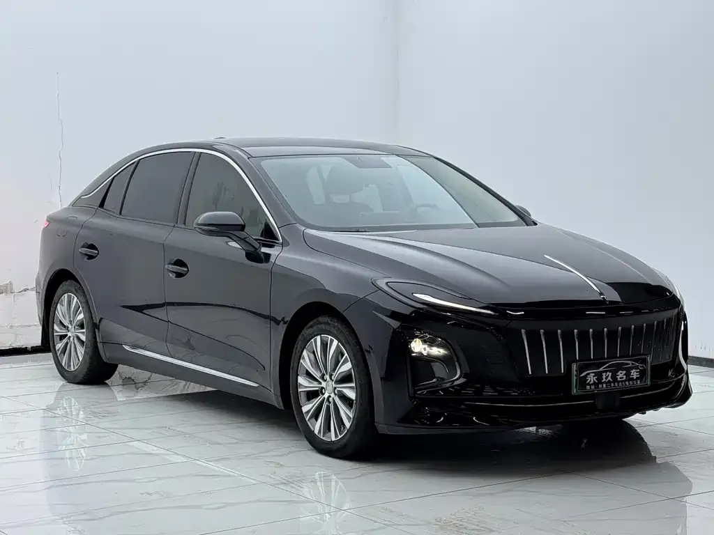 Hongqi E-QM5 — фото 4