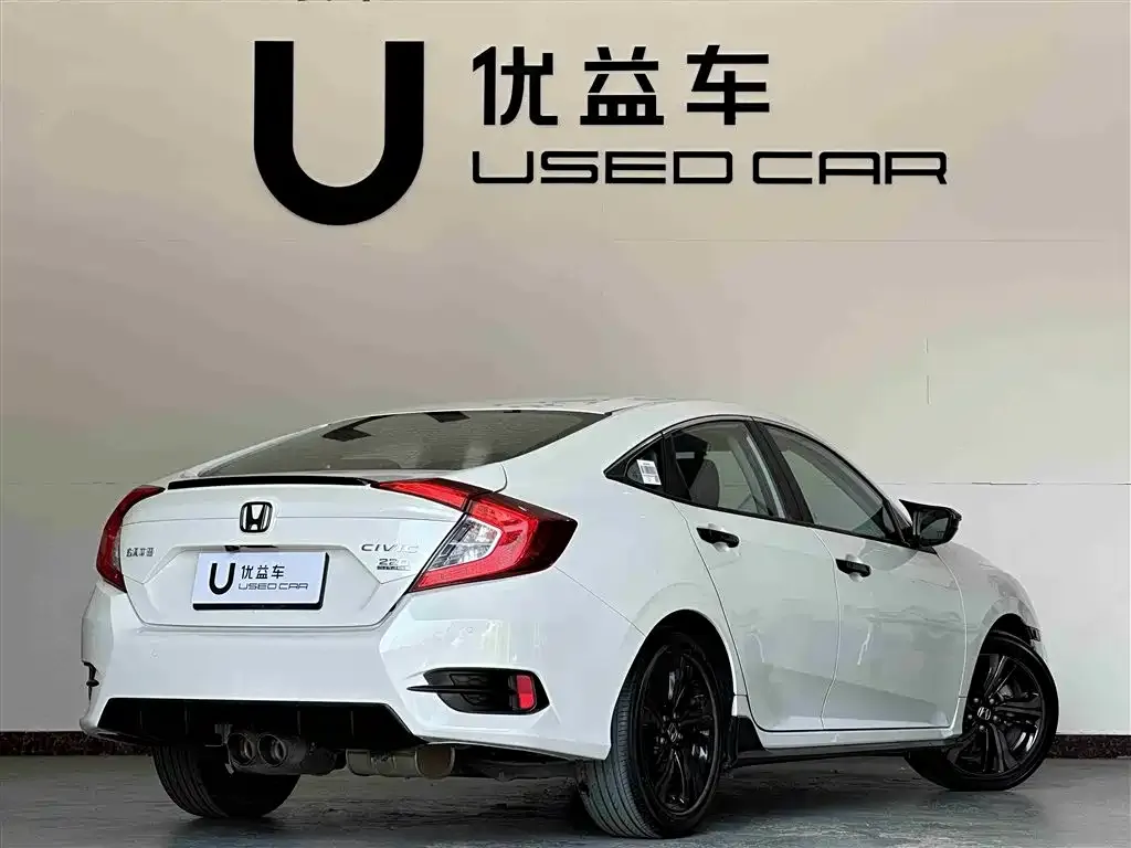 Honda Civic — фото 4