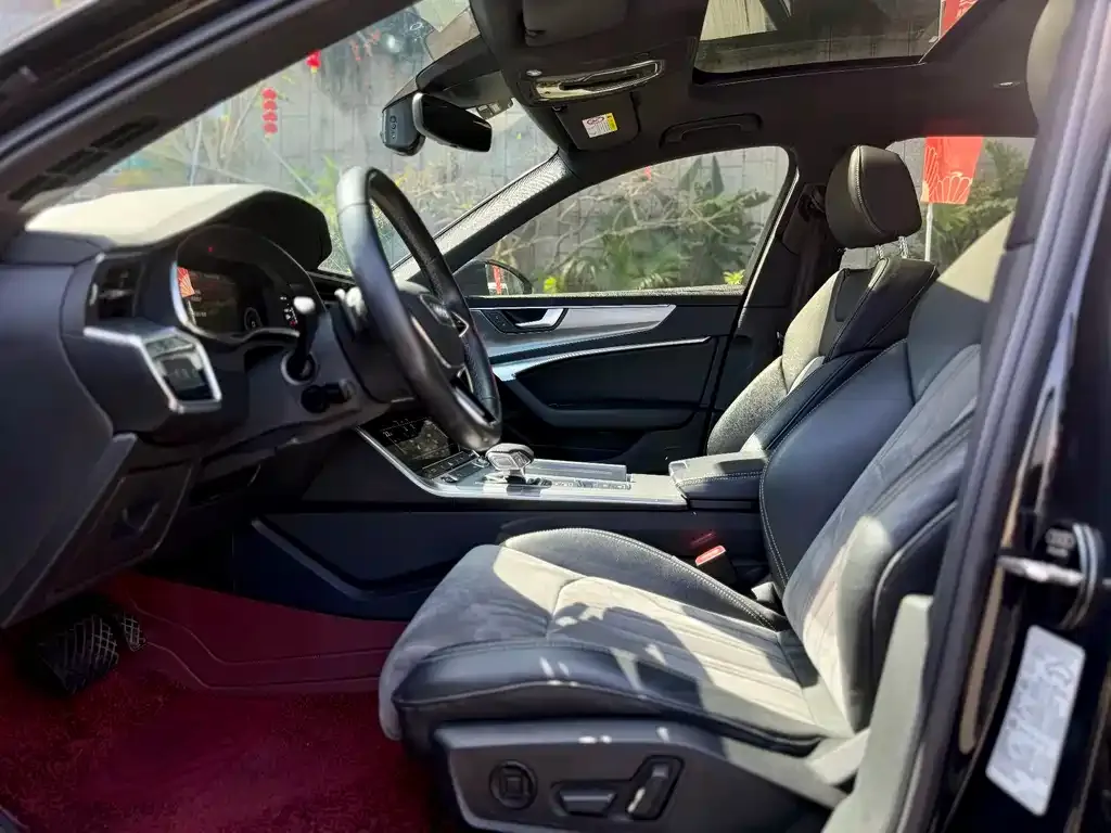 Audi A6L 2022 из CN, фото 5