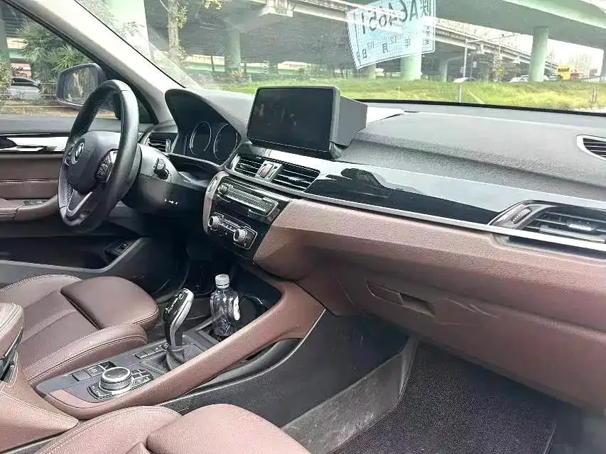 BMW X1 2021 из CN, фото 3