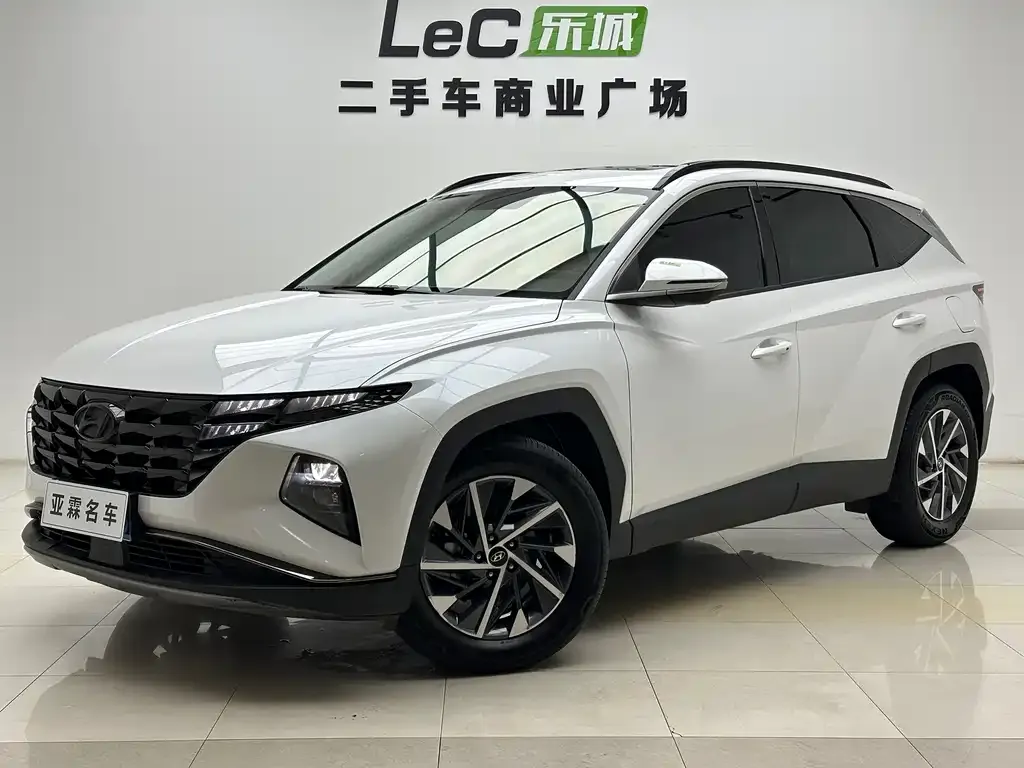 Hyundai Tucson 2023 из CN, фото 1