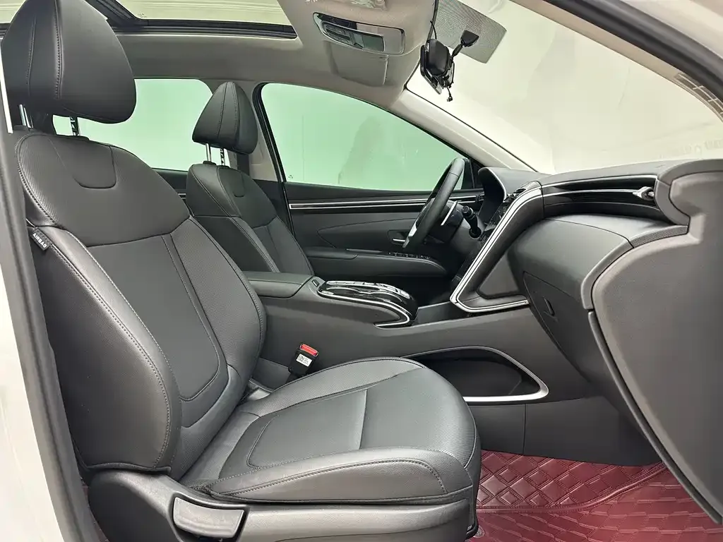Hyundai Tucson 2023 из CN, фото 10