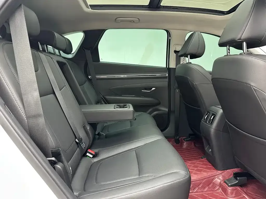 Hyundai Tucson 2023 из CN, фото 5