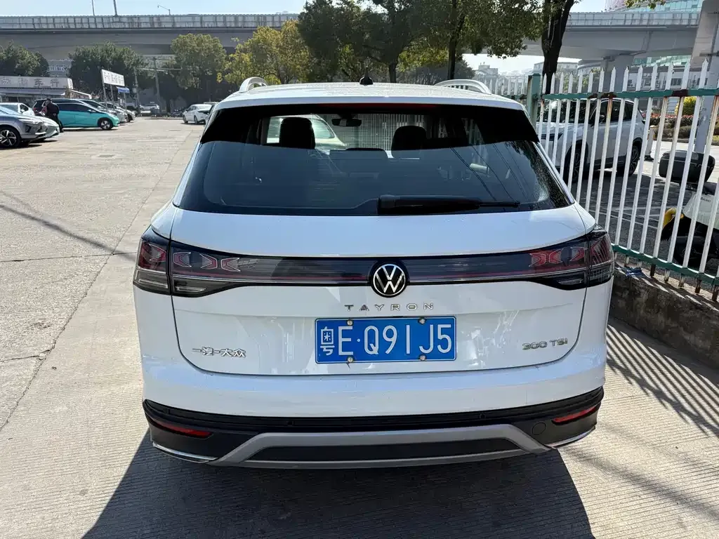 Volkswagen Tayron 2023 из CN, фото 6