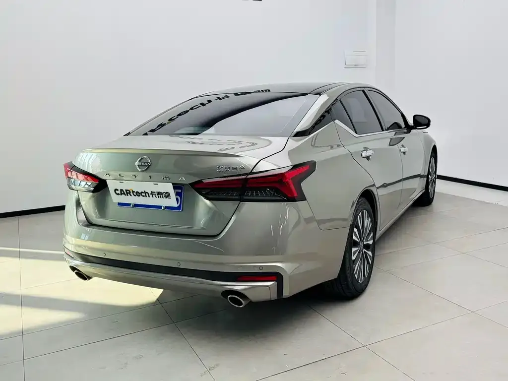 Nissan Teana 2023 из CN, фото 2