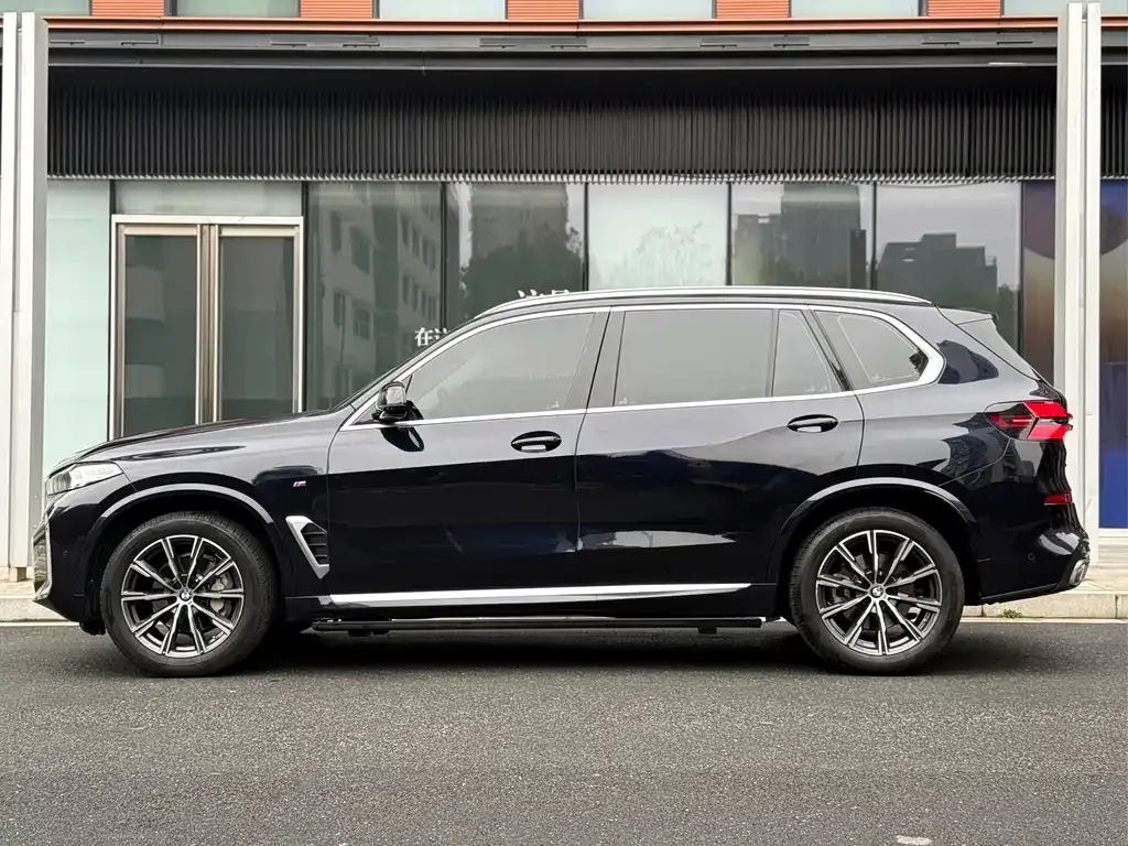 BMW X5 2024 из CN, фото 3