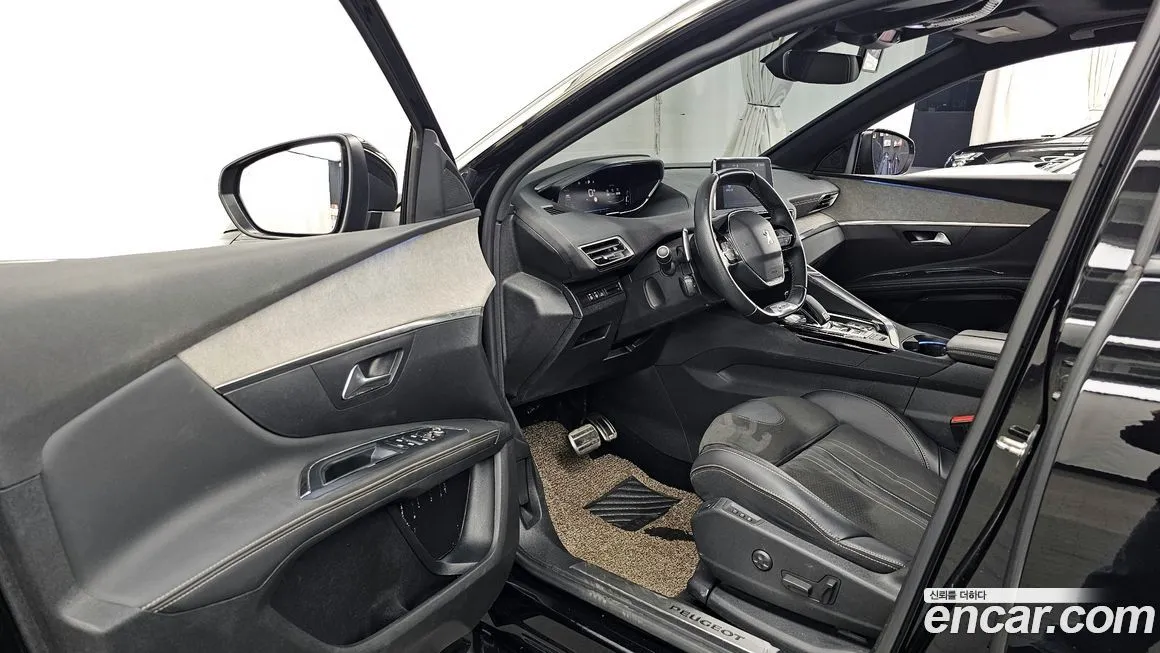 Peugeot 5008 2022 из KR, фото 8