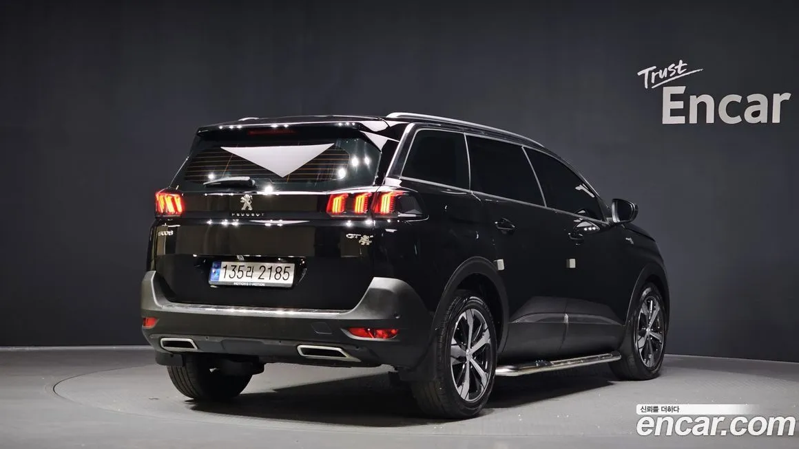 Peugeot 5008 2022 из KR, фото 5