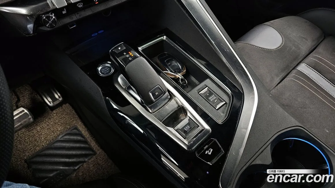 Peugeot 5008 2022 из KR, фото 4