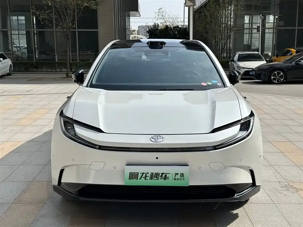Toyota bZ5 2025 из CN, фото 6
