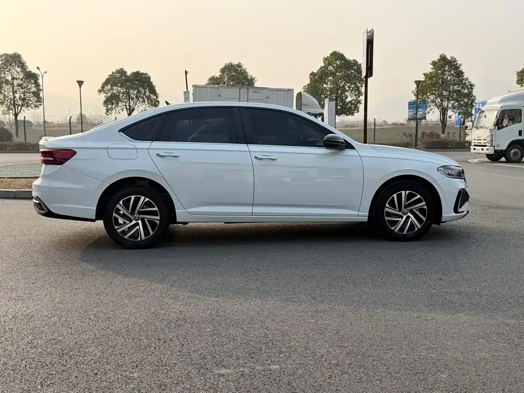 Volkswagen Lavida 2024 из CN, фото 10