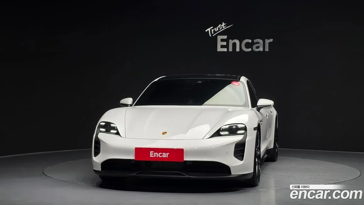 Porsche Taycan 2023 из KR, фото 4