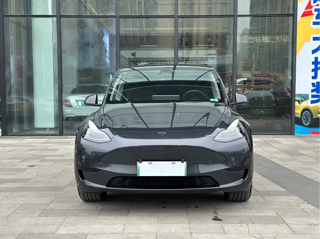 Tesla Model Y 2025 из CN, фото 7