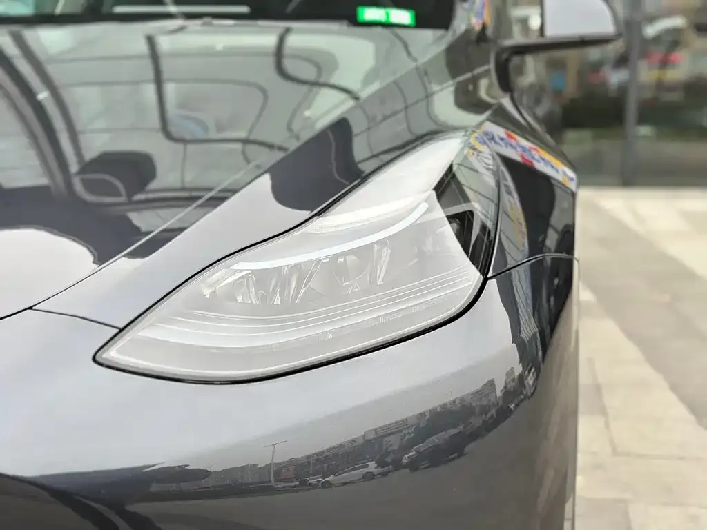 Tesla Model Y 2025 из CN, фото 2