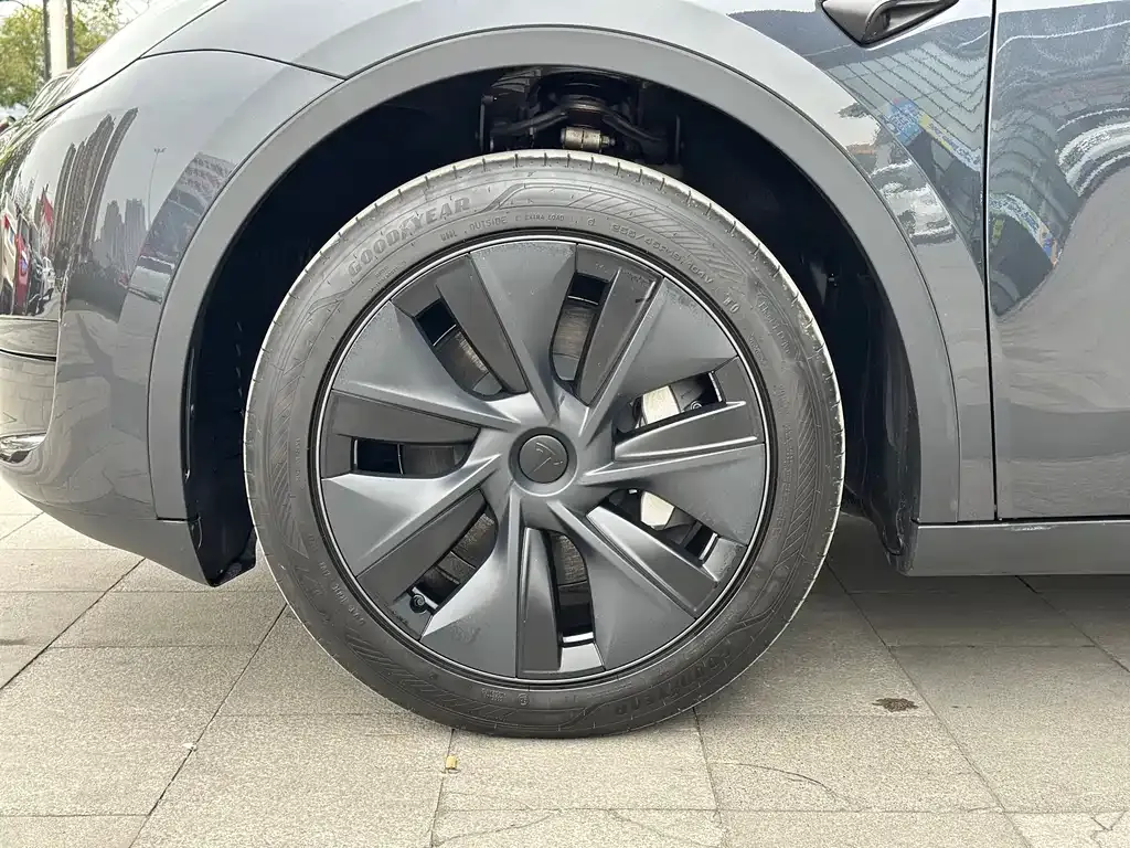 Tesla Model Y 2025 из CN, фото 10