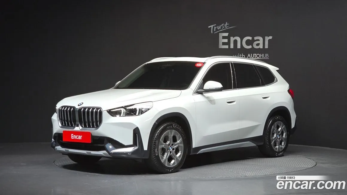BMW X1 — фото 1