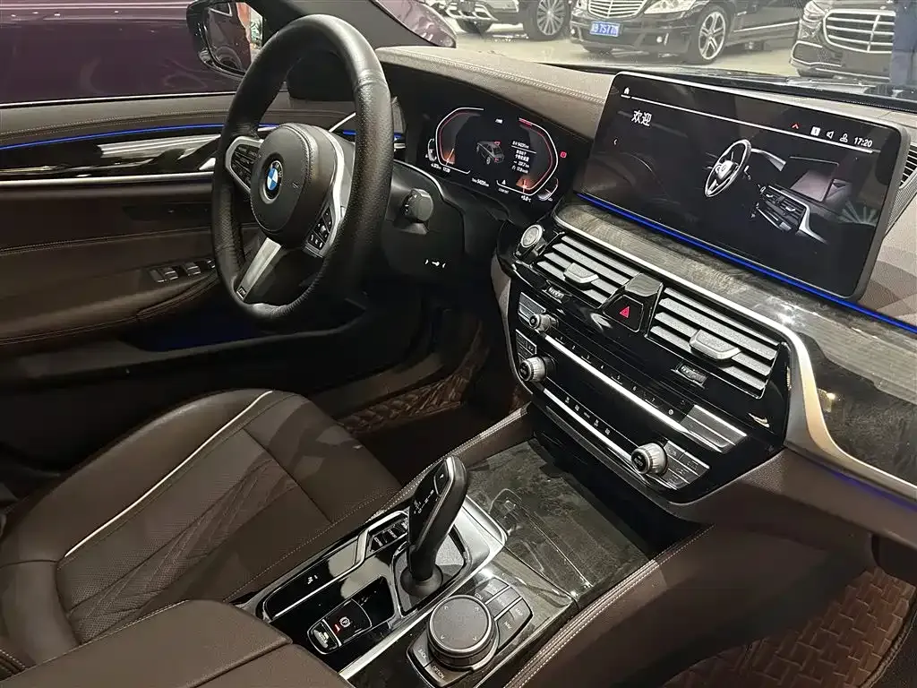 BMW 5 Series 2024 из CN, фото 2