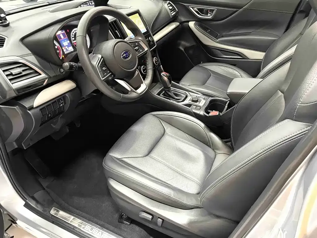 Subaru Forester 2022 из CN, фото 3