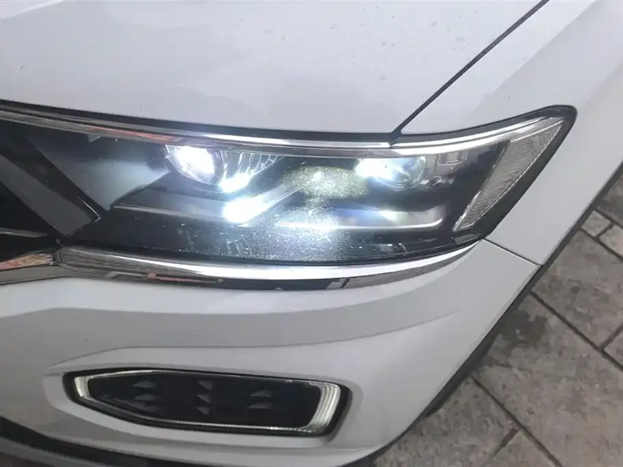 Volkswagen T-Roc 2021 из CN, фото 4
