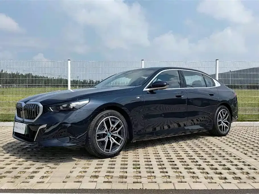 BMW i5 2025 из CN, фото 1