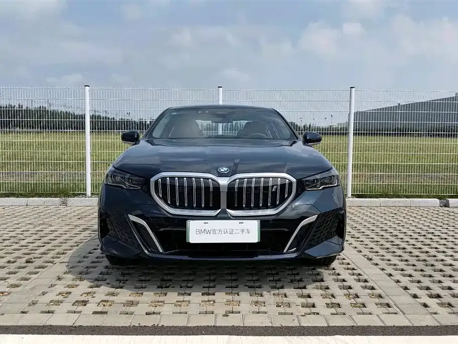 BMW i5 2025 из CN, фото 8