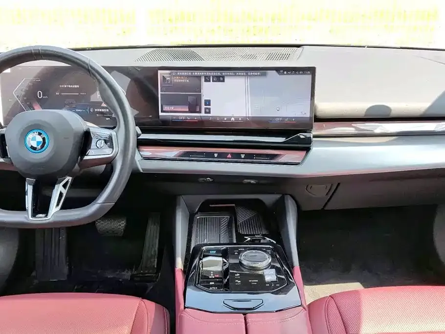 BMW i5 2025 из CN, фото 4