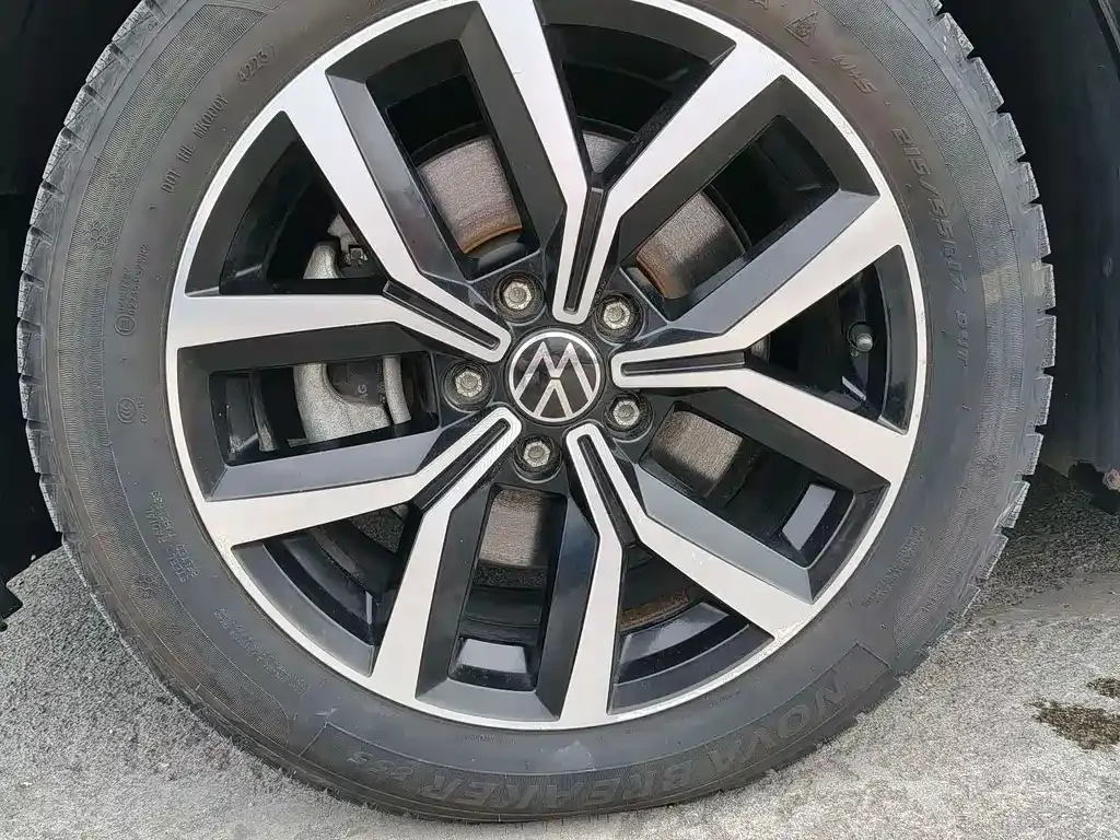 Volkswagen Magotan 2021 из CN, фото 2