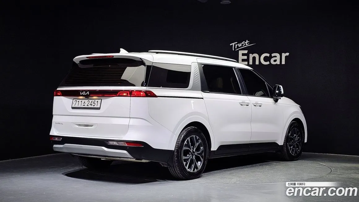 Kia Carnival 2023 из KR, фото 4