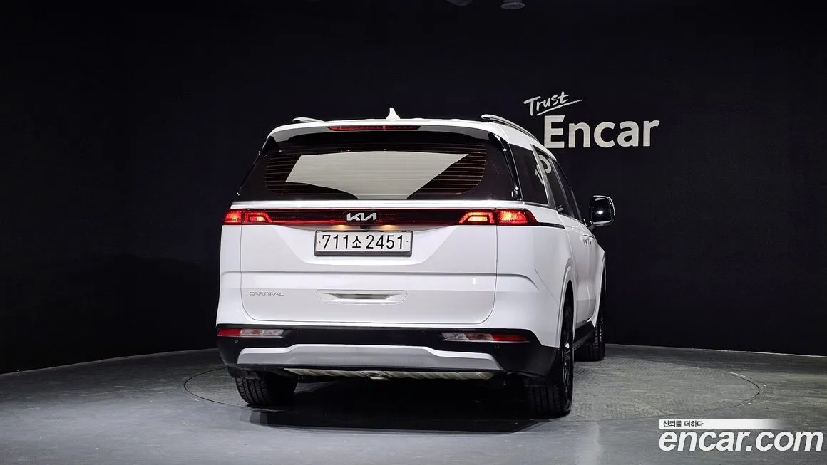 Kia Carnival 2023 из KR, фото 2