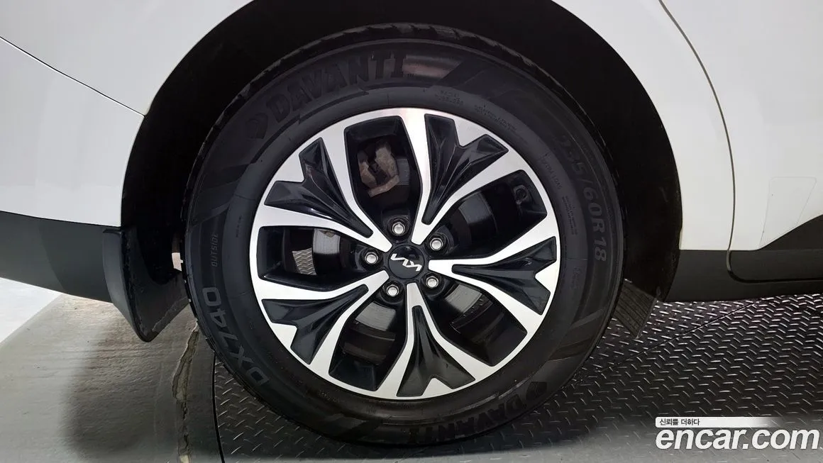 Kia Carnival 2023 из KR, фото 9