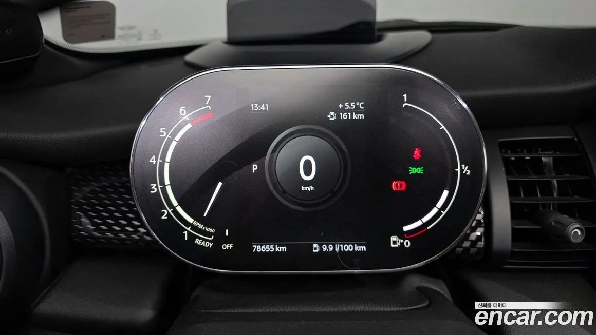 Mini Cooper Convertible 2021 из KR, фото 4
