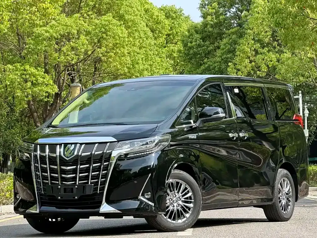 Toyota Alphard 2022 из CN, фото 1