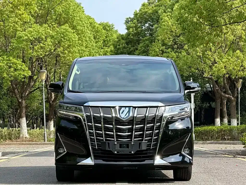 Toyota Alphard 2022 из CN, фото 4