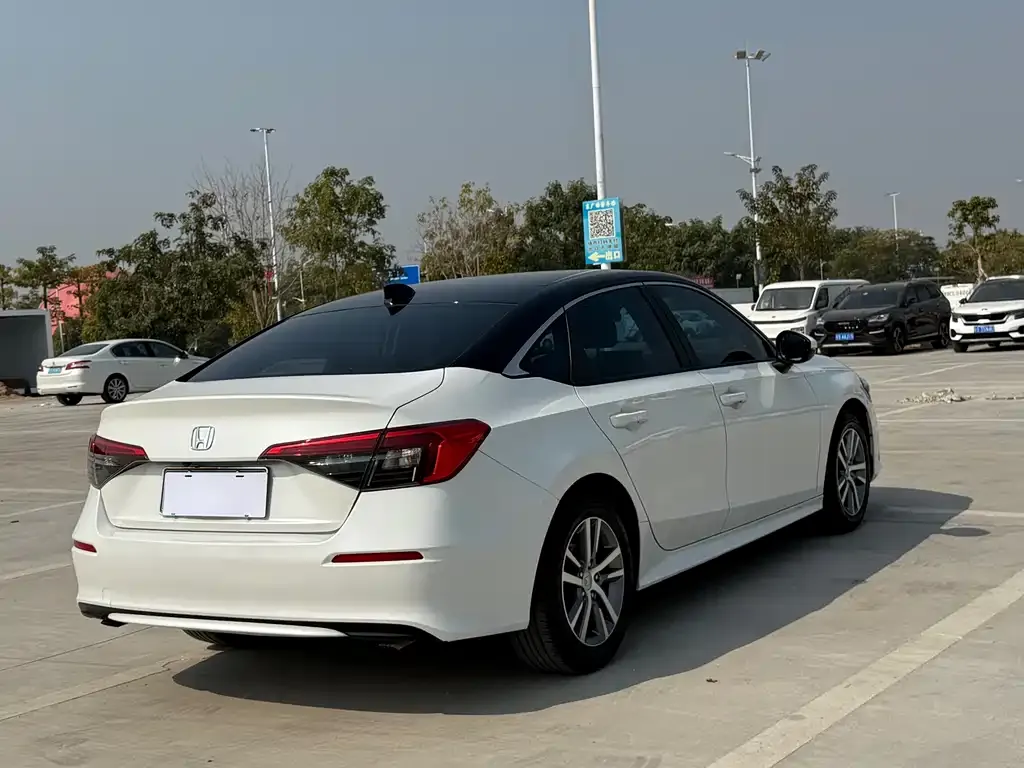 Honda Civic — фото 2