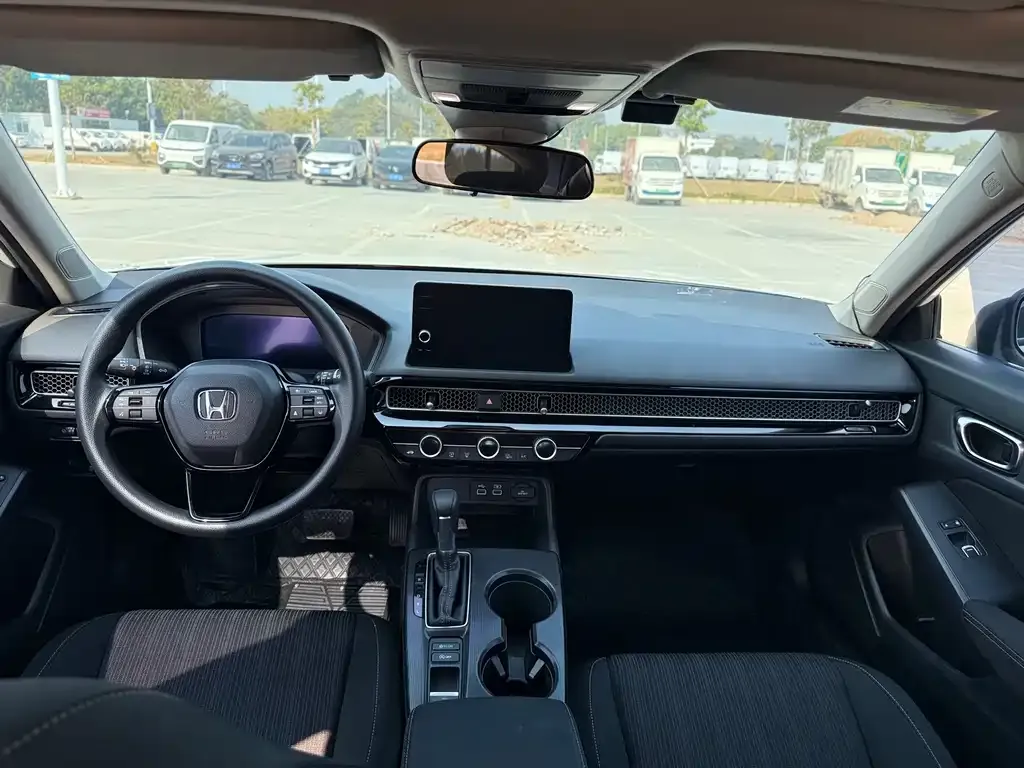 Honda Civic — фото 10