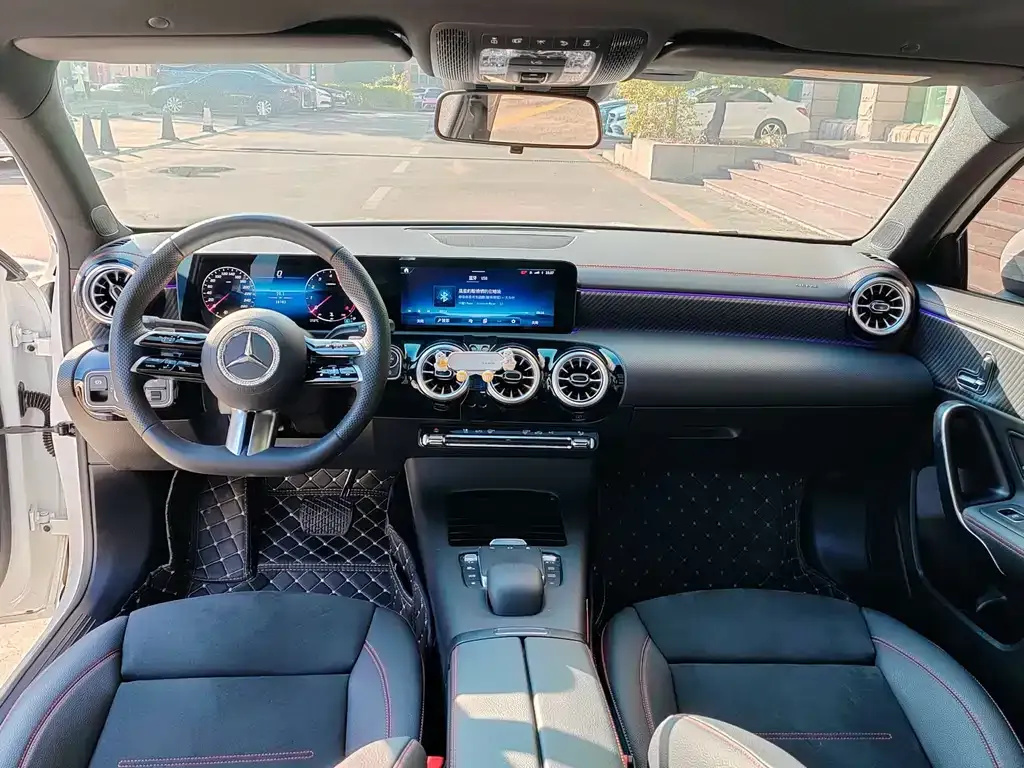Mercedes-Benz A-Class 2023 из CN, фото 10