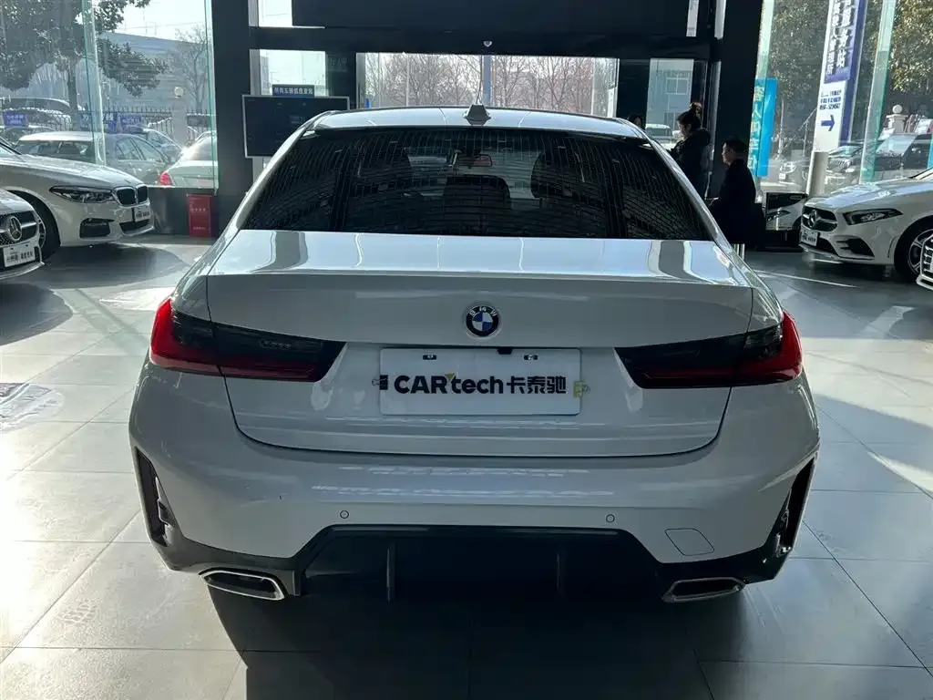 BMW 3 Series 2024 из CN, фото 9