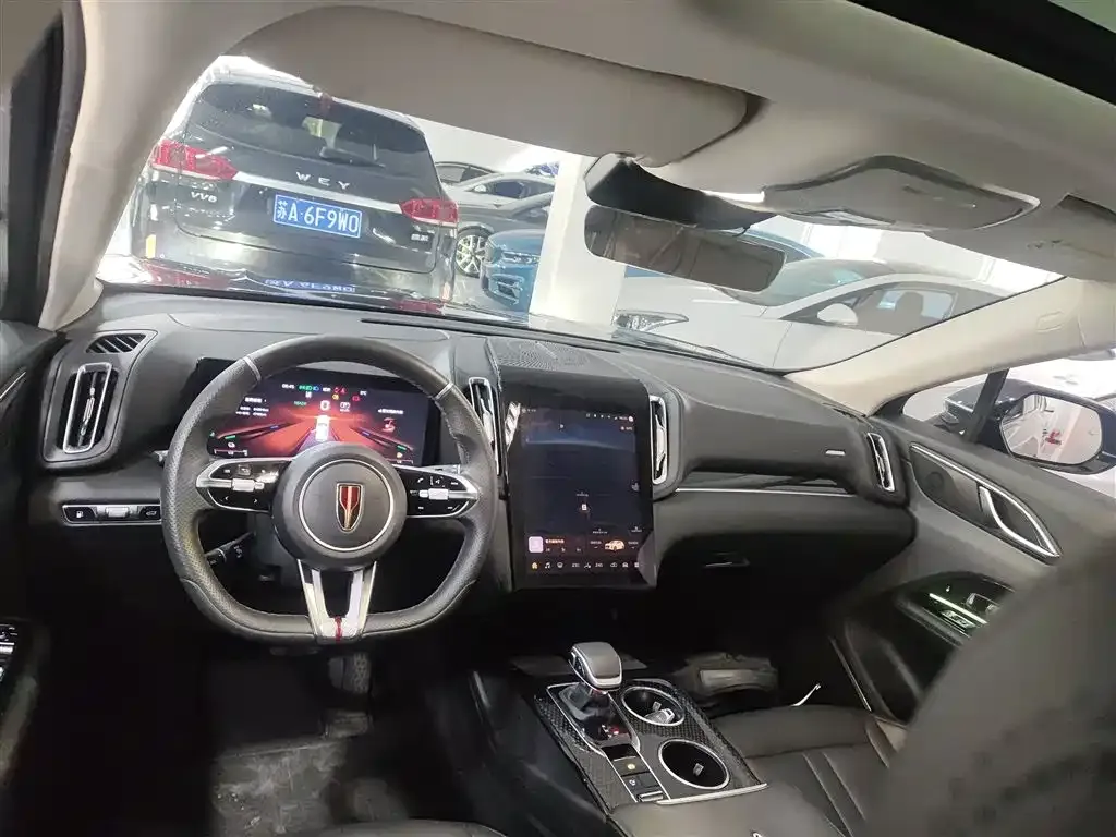 Hongqi HS3 PHEV 2024 из CN, фото 5