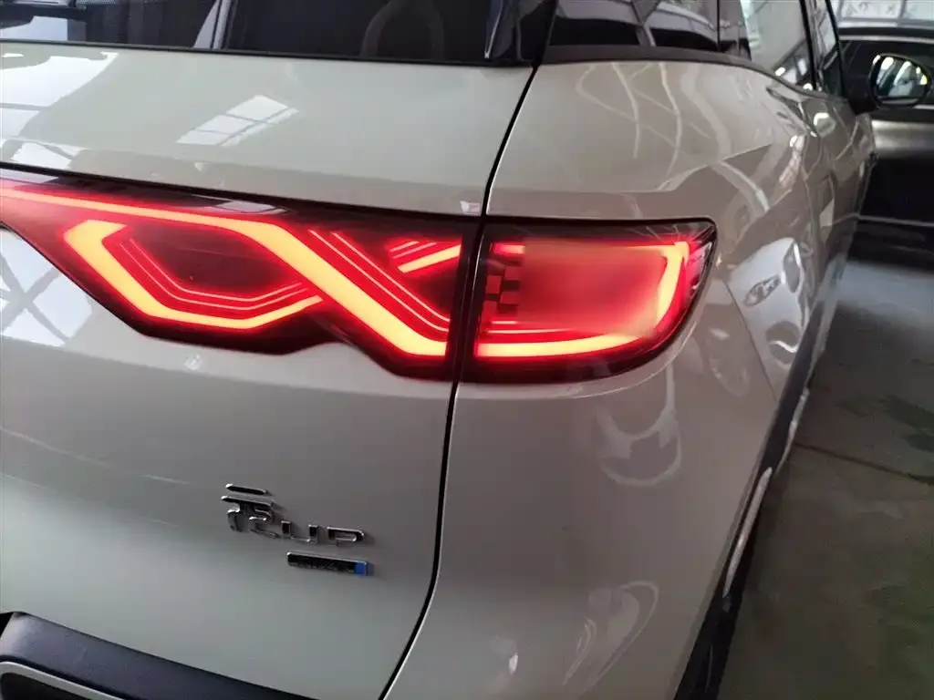 BYD Yuan UP 2025 из CN, фото 3
