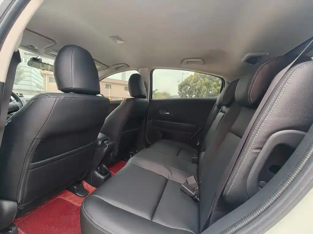 Honda Vezel 2022 из CN, фото 8