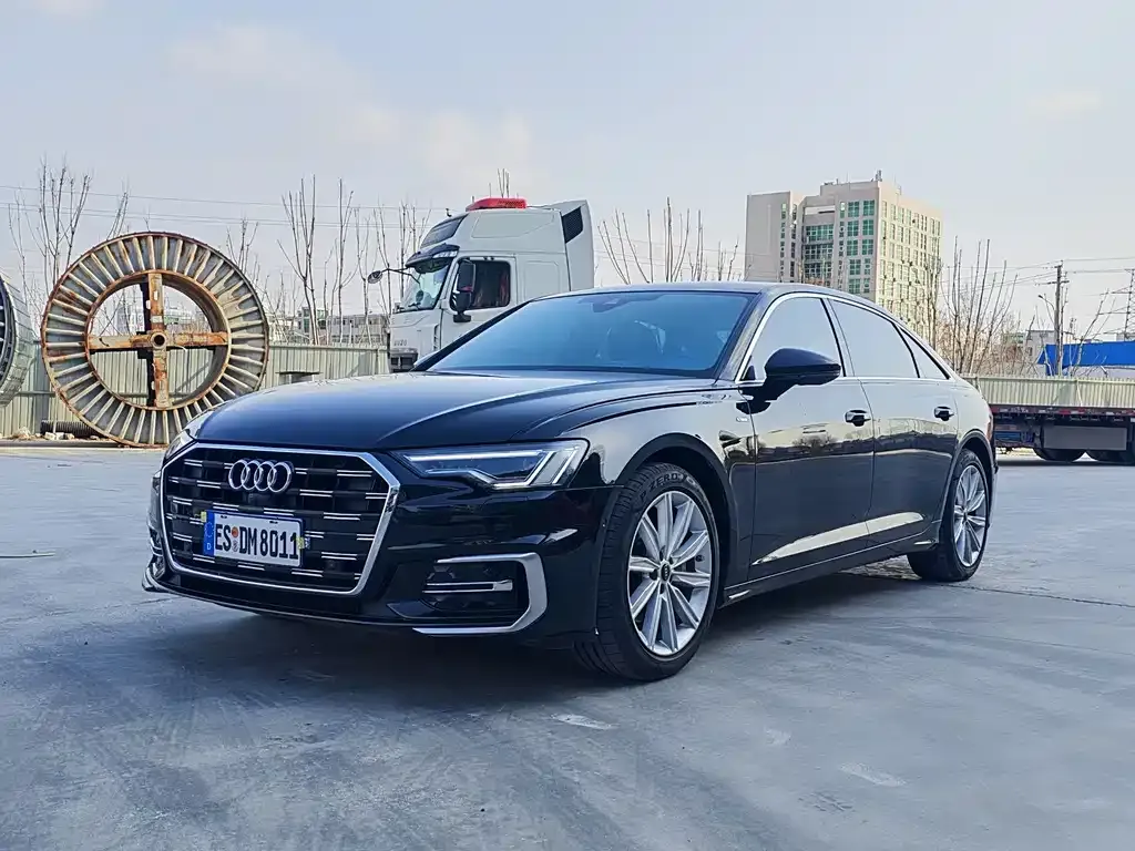 Audi A6L 2023 из CN, фото 1