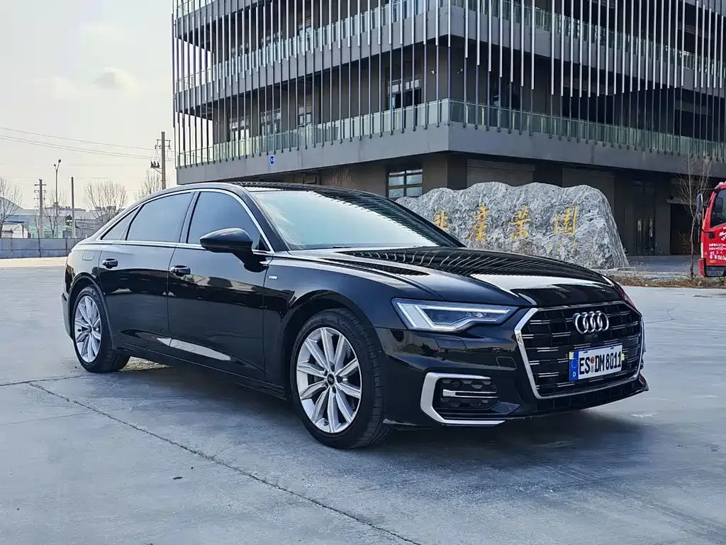 Audi A6L 2023 из CN, фото 8