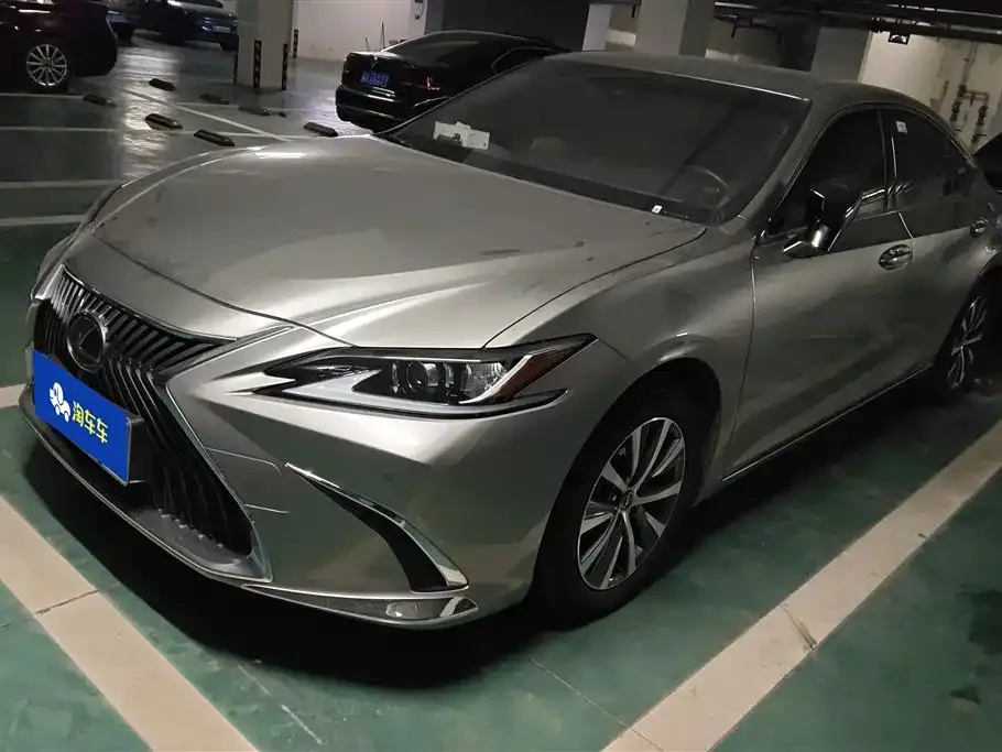 Lexus ES 2021 из CN, фото 1