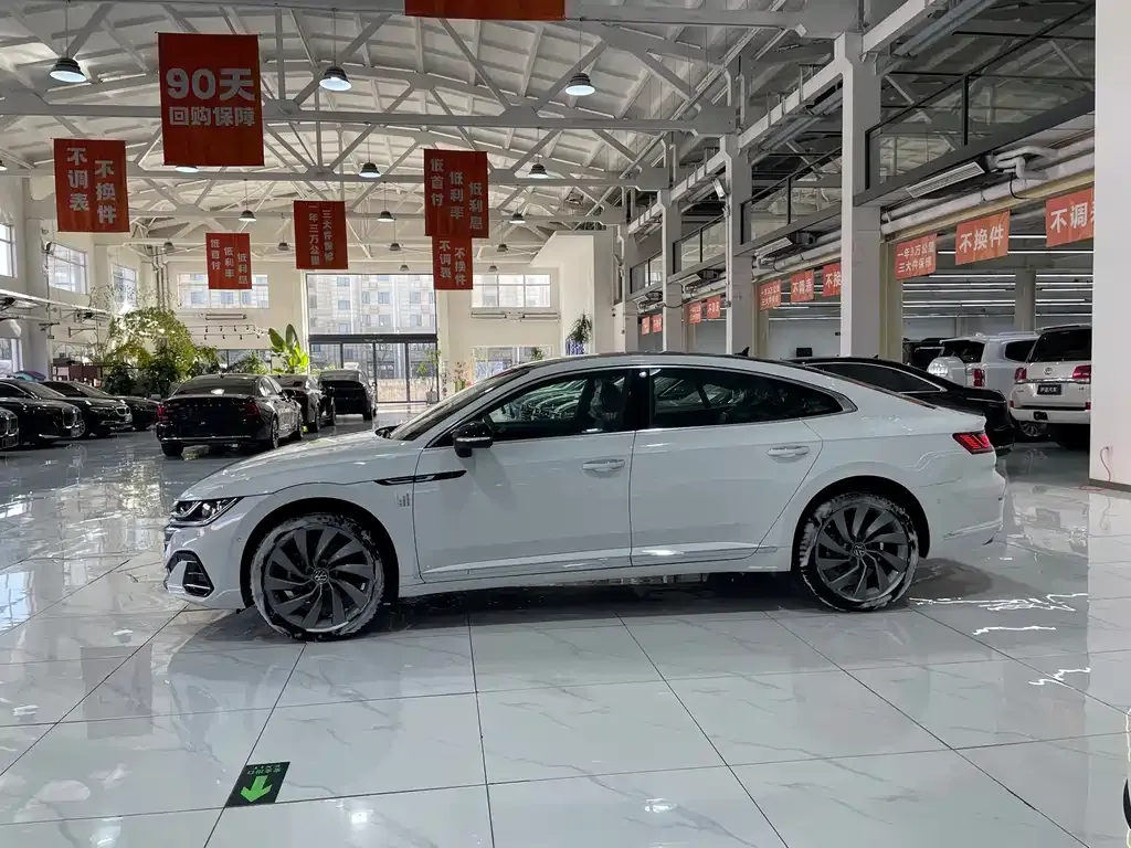 Volkswagen CC 2025 из CN, фото 9