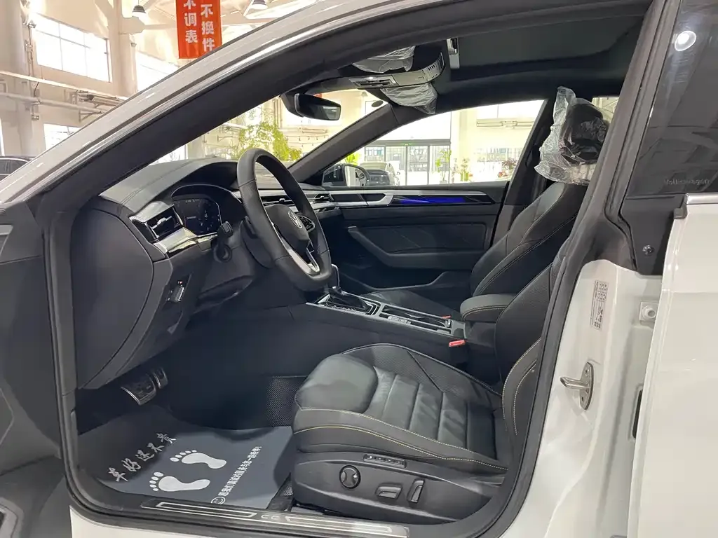 Volkswagen CC 2025 из CN, фото 7