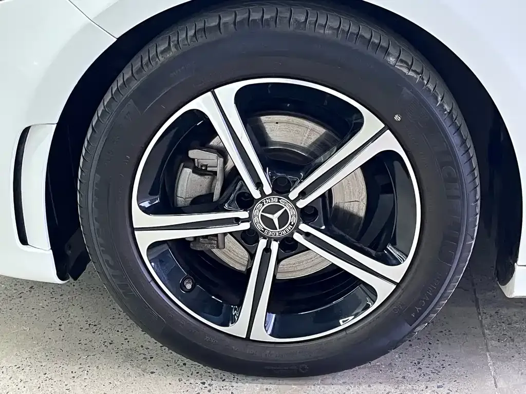 Mercedes-Benz A-Class 2023 из CN, фото 7