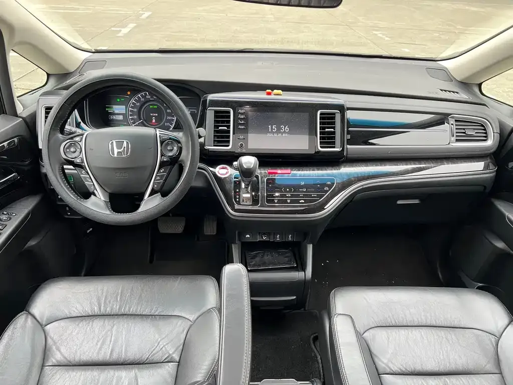 Honda Elysion 2021 из CN, фото 2