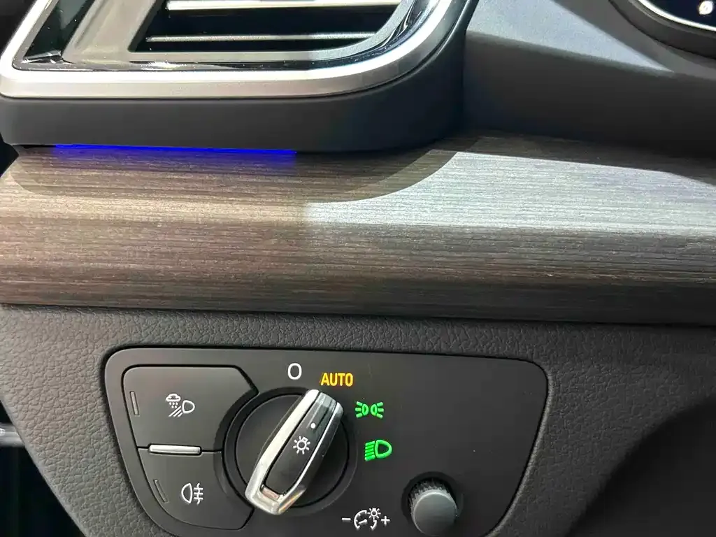 Audi Q5L 2025 из CN, фото 6